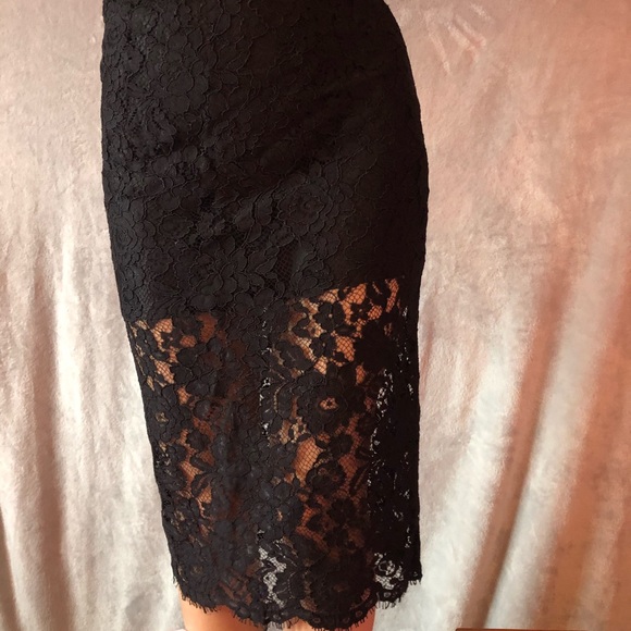 Lace skirt - Picture 1 of 4